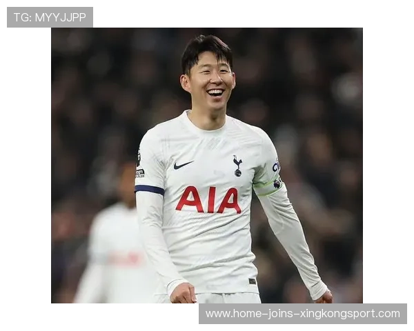 孙兴慜门前抢点回传完成队友破门,热刺默契十足 孙兴慜门前抢点回传完成队友破门,热刺默契十足